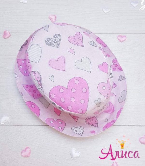 Двухсторонняя летняя детская панамка "Сердечки на бледно- розовом"