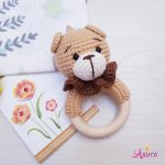 вязанная погремушка