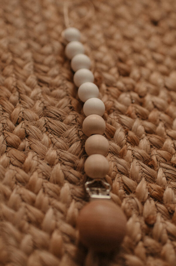 Тримач для пустушки Cleo - White