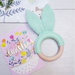 Эко-грызунок ручной работы "Ушки-шуршалки" на деревянном колечке из бука