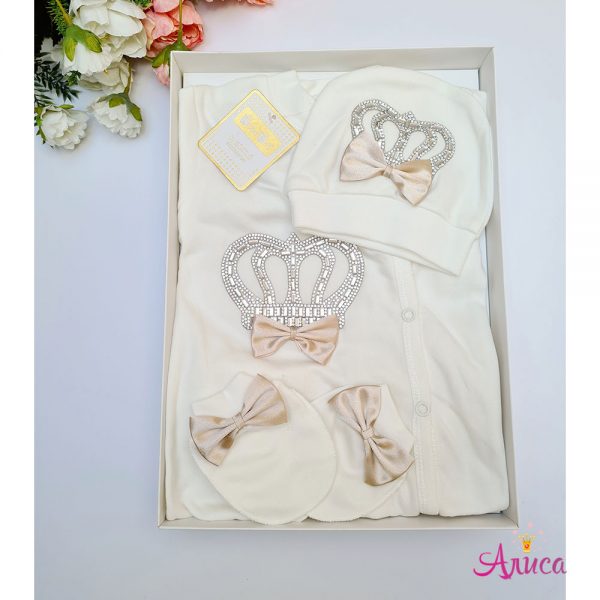 Подарочный набор для новорожденных в нейтральном цвете