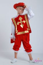 Костюм Мушкетера в красном