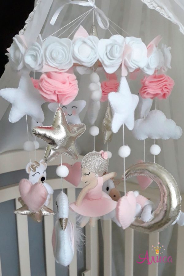 мобиль из фетра