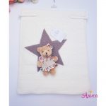 Одеяльце детское вязаное с игрушкой