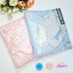 Полотенце с уголком для купания новорождённой